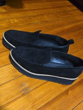 Ladies Black Suede Platform Slip-On Loafers — Classic Comfort 8.5